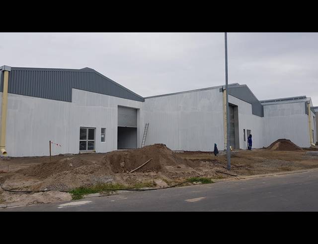 462M² FACTORY TO LET IN BRACKENFELL CENTRAL
